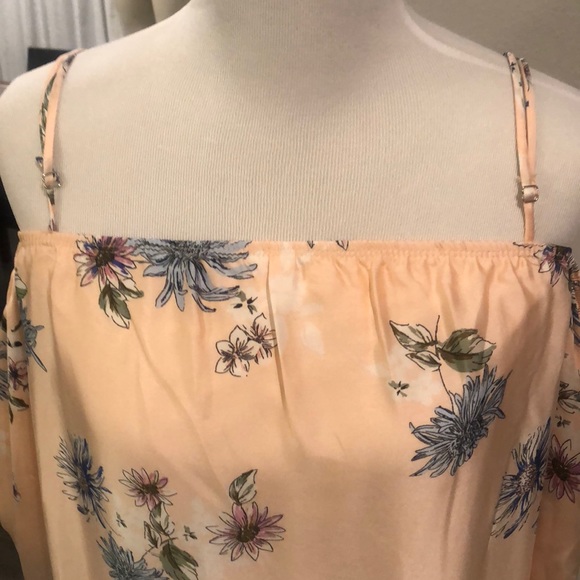 ❗️SALE❗️Beautiful pink dress 🌸 - Picture 3 of 6